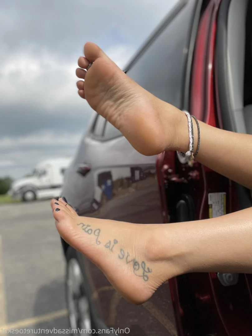 AdventuretoesKat [ missadventuretoeskat ] Onlyfans leaked photo 11174229 on Hotleaks.tv