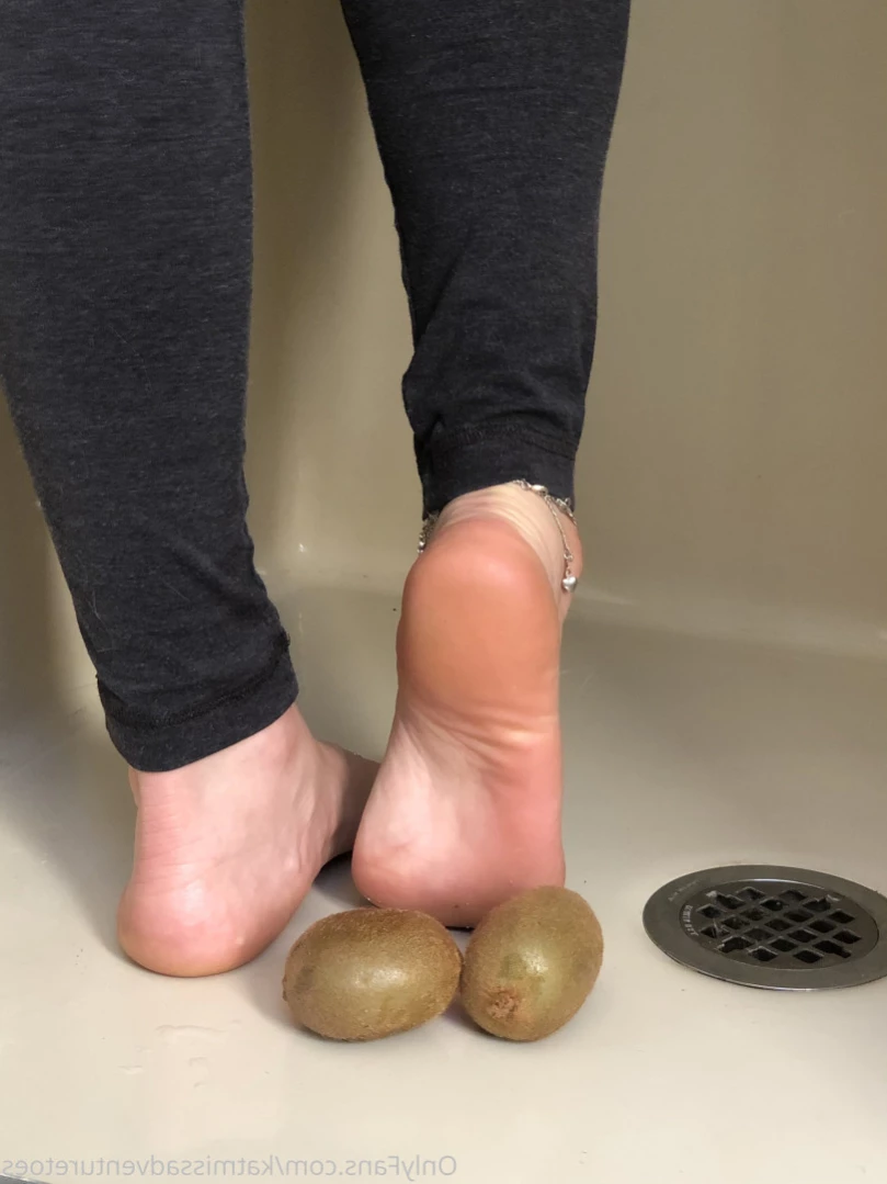 AdventuretoesKat [ missadventuretoeskat ] Onlyfans leaked photo 11174409 on Hotleaks.tv