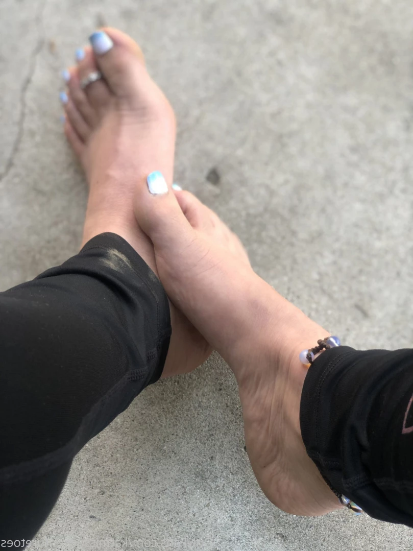 AdventuretoesKat [ missadventuretoeskat ] Onlyfans leaked photo 11174800 on Hotleaks.tv
