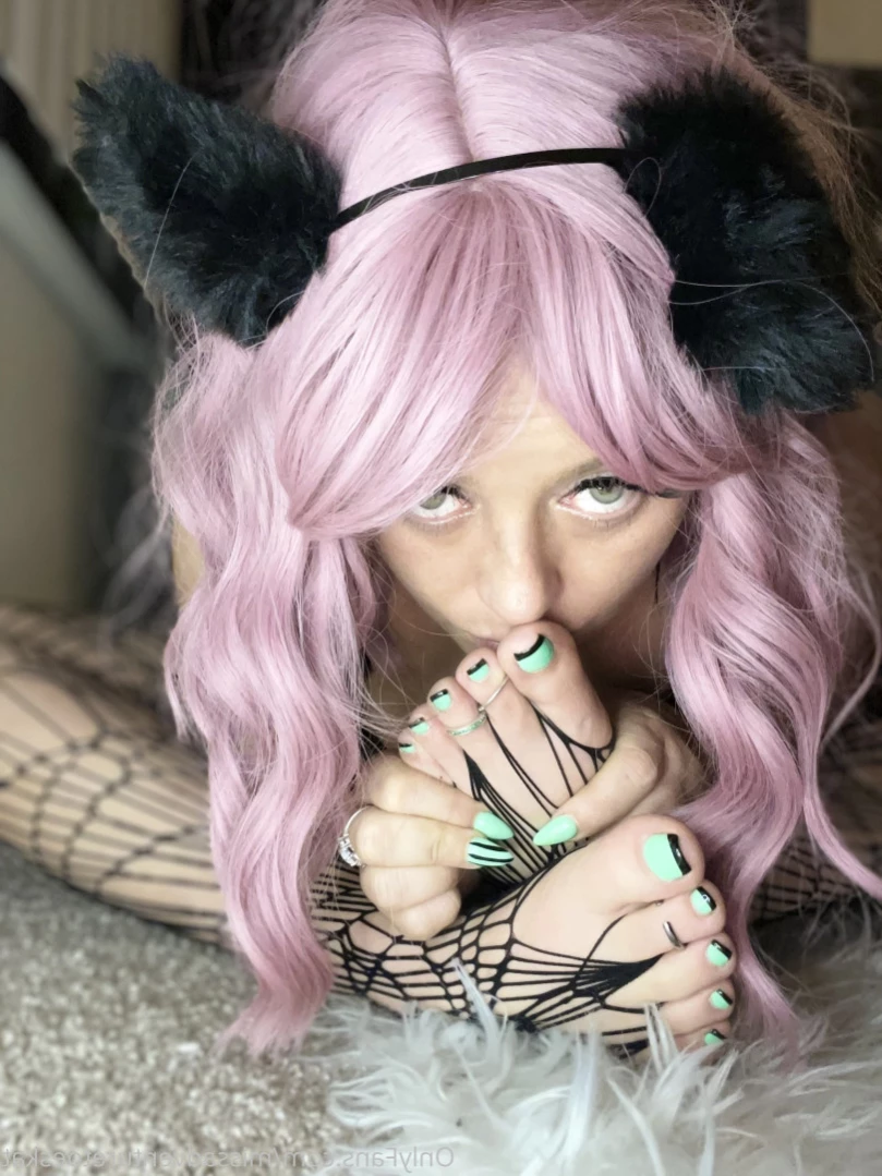 AdventuretoesKat [ missadventuretoeskat ] Onlyfans leaked photo 11174821 on Hotleaks.tv