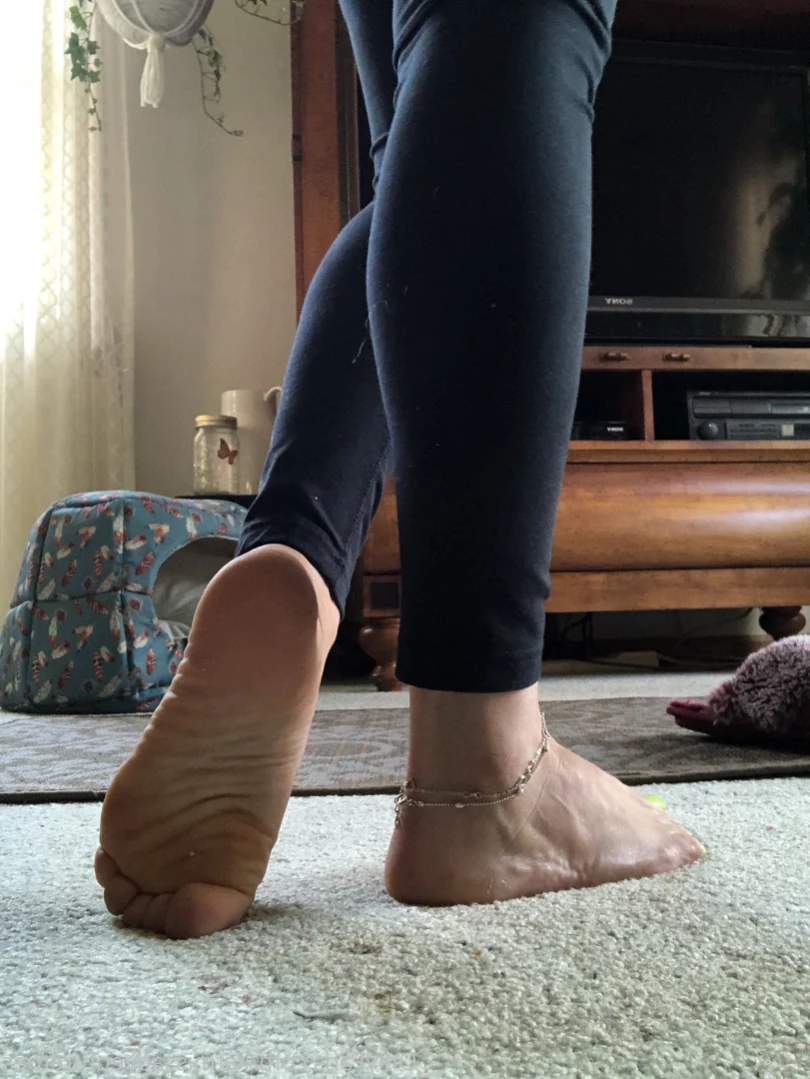 AdventuretoesKat [ missadventuretoeskat ] Onlyfans leaked photo 11174963 on Hotleaks.tv