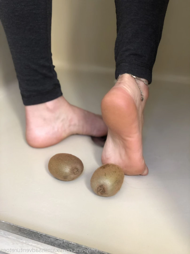 AdventuretoesKat [ missadventuretoeskat ] Onlyfans leaked photo 11175195 on Hotleaks.tv