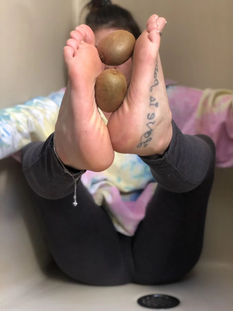AdventuretoesKat [ missadventuretoeskat ] Onlyfans leaked photo 11175275 on Hotleaks.tv