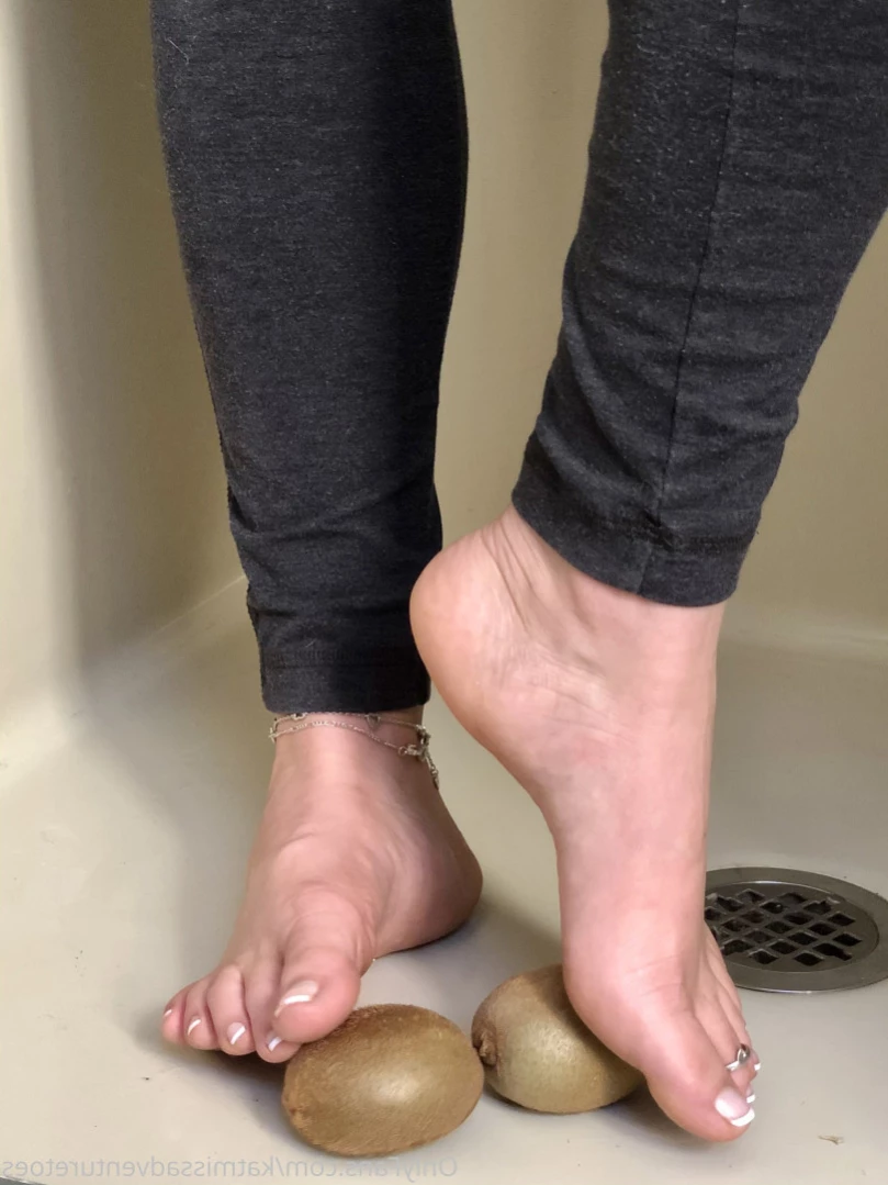AdventuretoesKat [ missadventuretoeskat ] Onlyfans leaked photo 11175277 on Hotleaks.tv