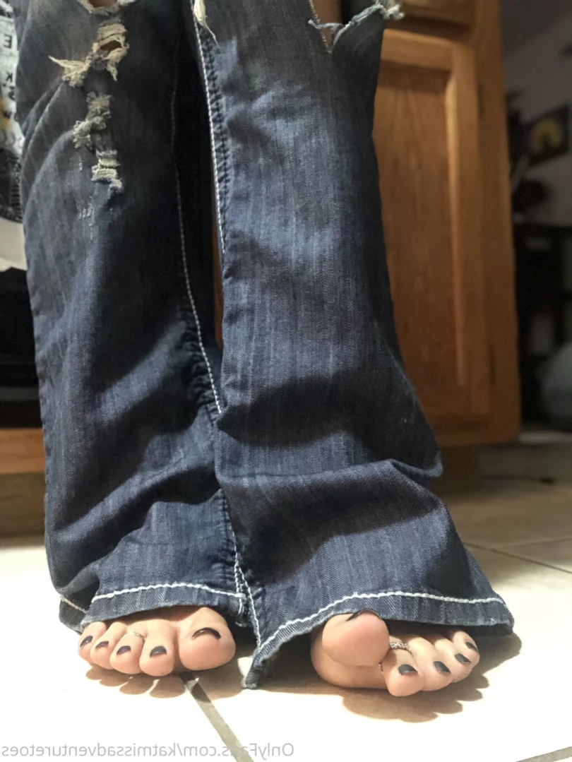 AdventuretoesKat [ missadventuretoeskat ] Onlyfans leaked photo 11176476 on Hotleaks.tv