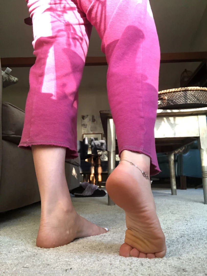 AdventuretoesKat [ missadventuretoeskat ] Onlyfans leaked photo 11176664 on Hotleaks.tv