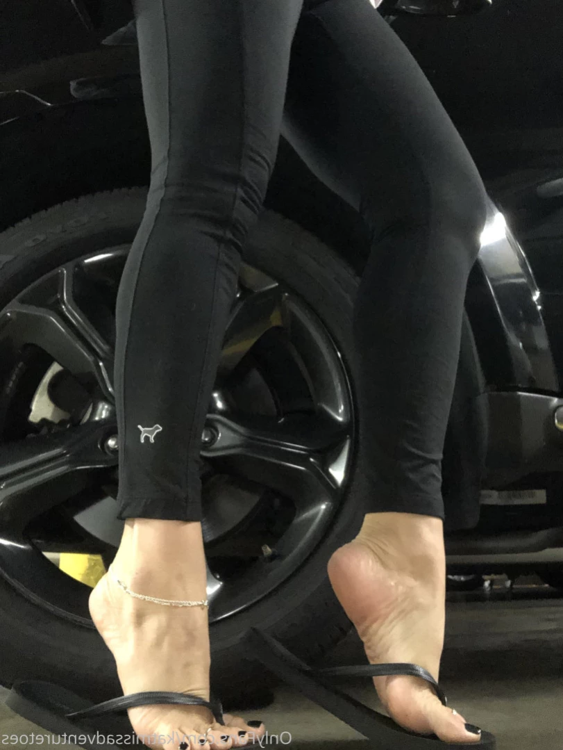 AdventuretoesKat [ missadventuretoeskat ] Onlyfans leaked photo 11592375 on Hotleaks.tv