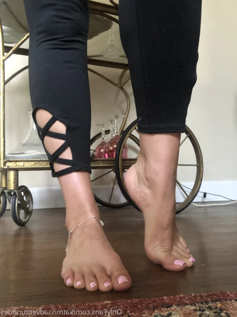 AdventuretoesKat [ missadventuretoeskat ] Onlyfans leaked photo 12776383 on Hotleaks.tv