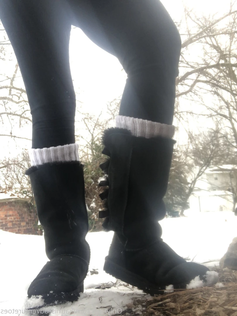 AdventuretoesKat [ missadventuretoeskat ] Onlyfans leaked photo 12859100 on Hotleaks.tv