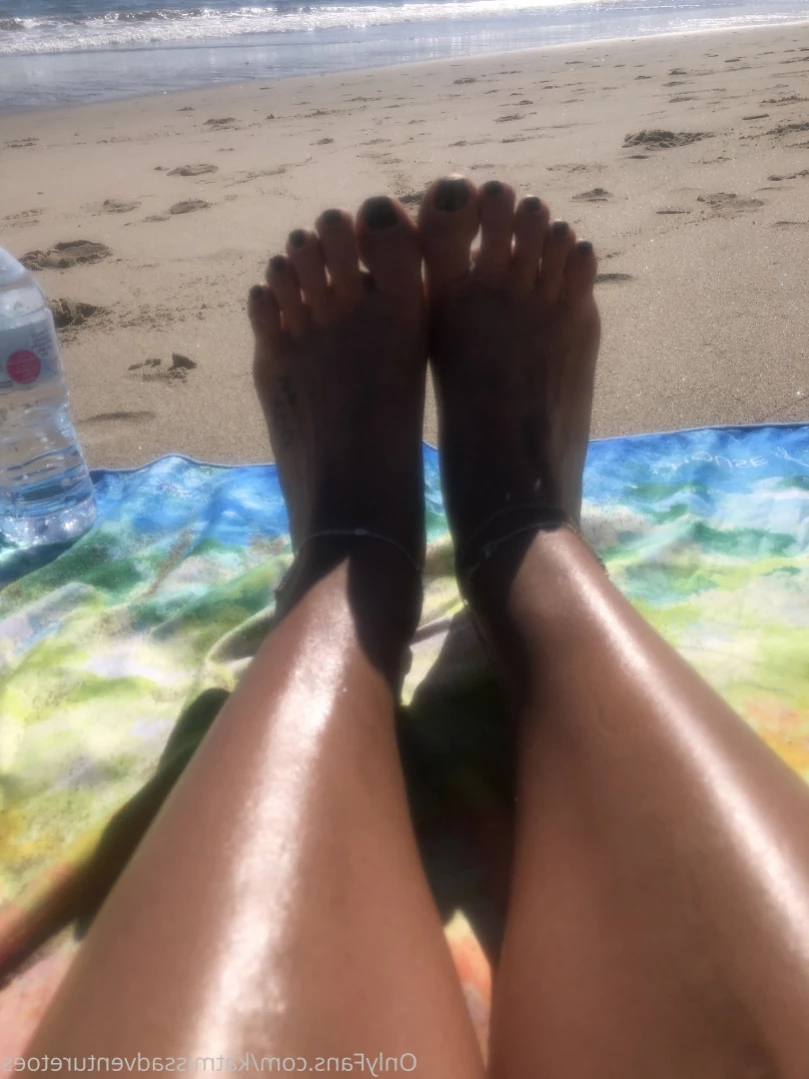 AdventuretoesKat [ missadventuretoeskat ] Onlyfans leaked photo 12993678 on Hotleaks.tv