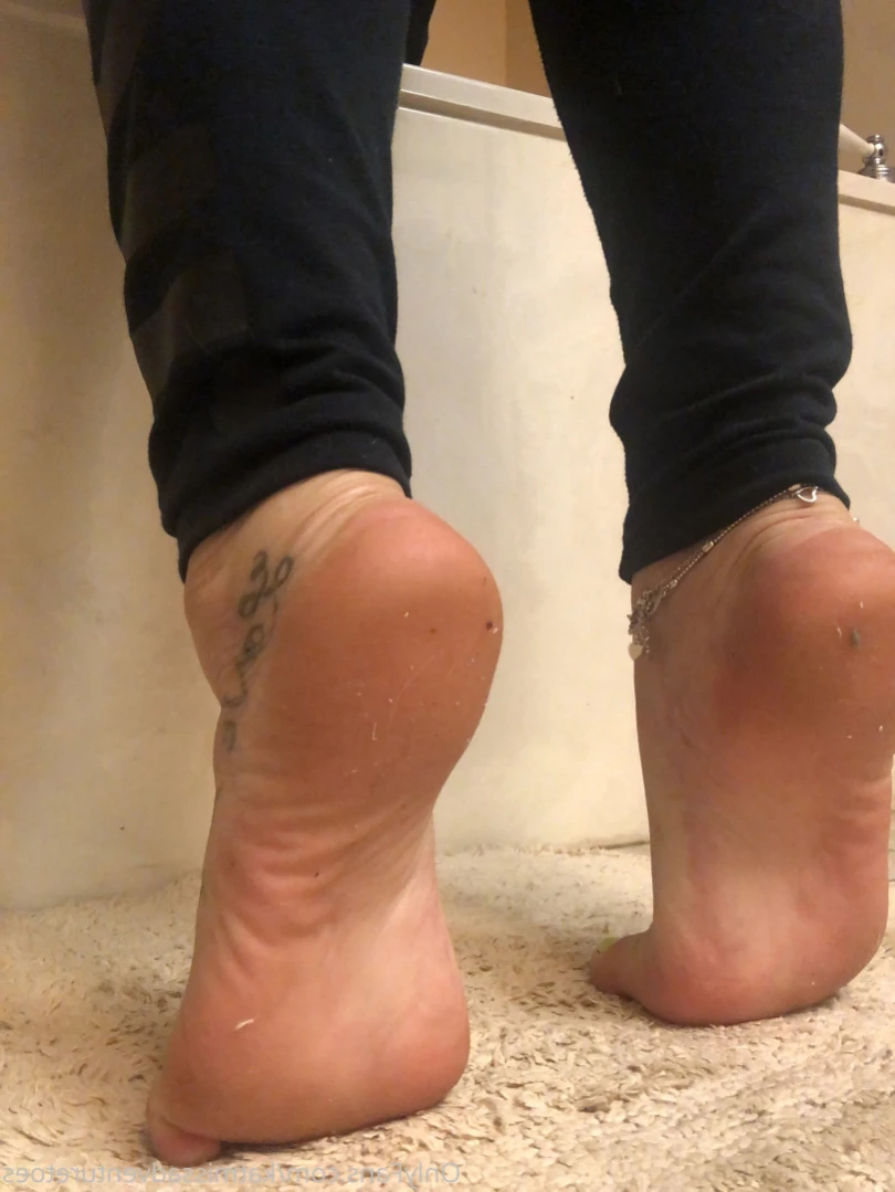 AdventuretoesKat [ missadventuretoeskat ] Onlyfans leaked photo 13039134 on Hotleaks.tv