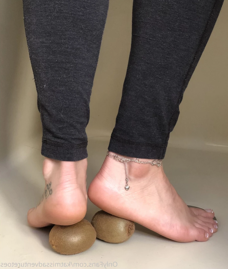 AdventuretoesKat [ missadventuretoeskat ] Onlyfans leaked photo 13227945 on Hotleaks.tv