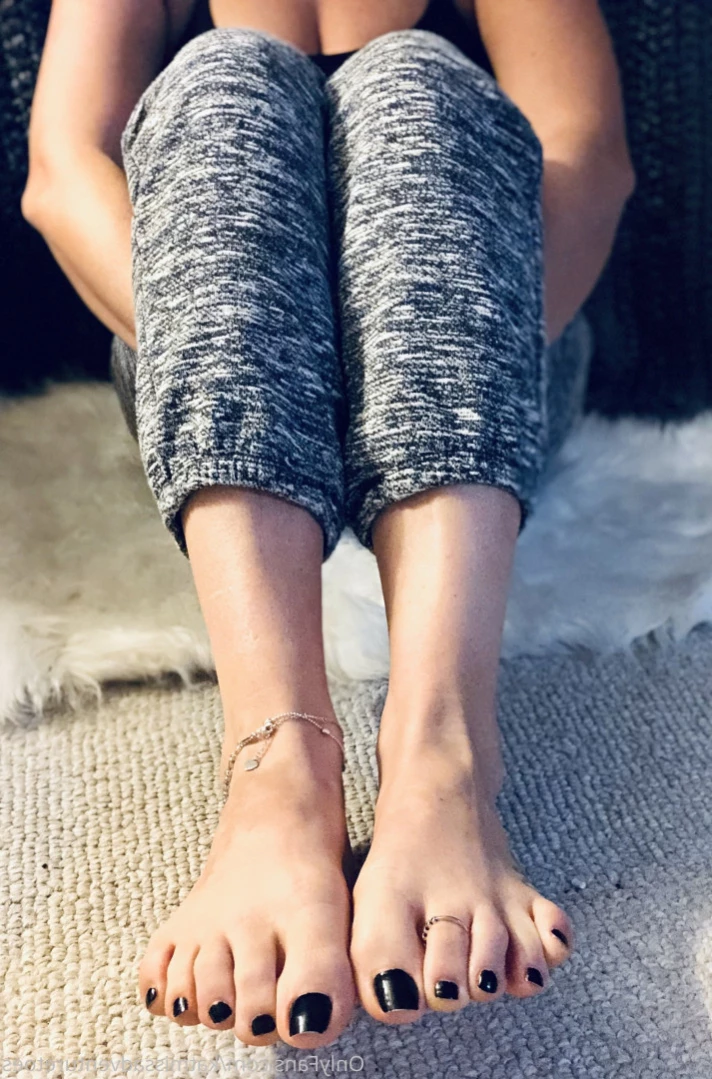AdventuretoesKat [ missadventuretoeskat ] Onlyfans leaked photo 13485481 on Hotleaks.tv