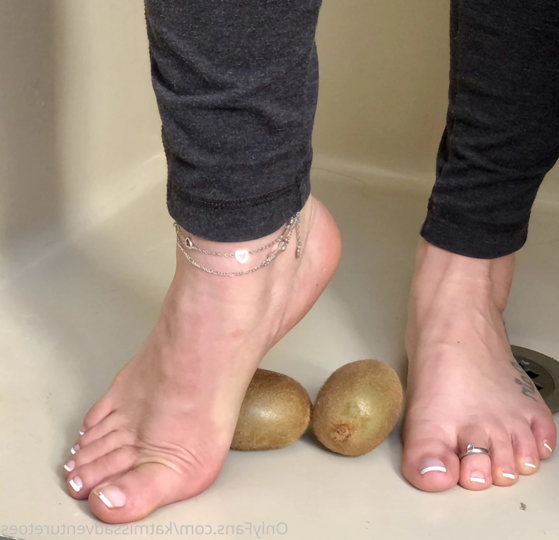 AdventuretoesKat [ missadventuretoeskat ] Onlyfans leaked photo 13682722 on Hotleaks.tv