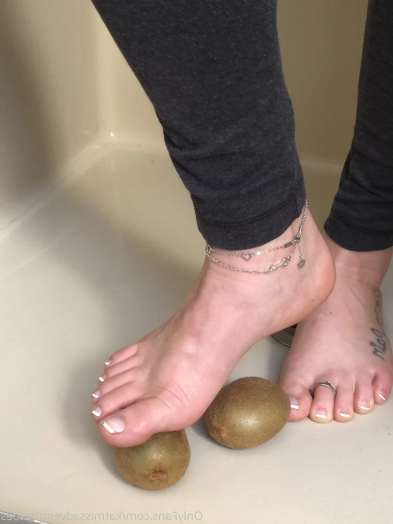 AdventuretoesKat [ missadventuretoeskat ] Onlyfans leaked photo 14040918 on Hotleaks.tv