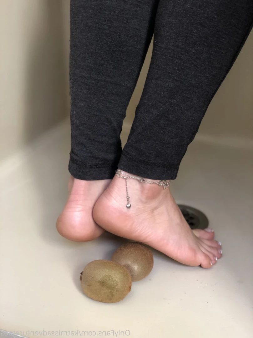 AdventuretoesKat [ missadventuretoeskat ] Onlyfans leaked photo 14396438 on Hotleaks.tv