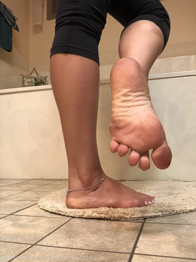 AdventuretoesKat [ missadventuretoeskat ] Onlyfans leaked photo 14541356 on Hotleaks.tv