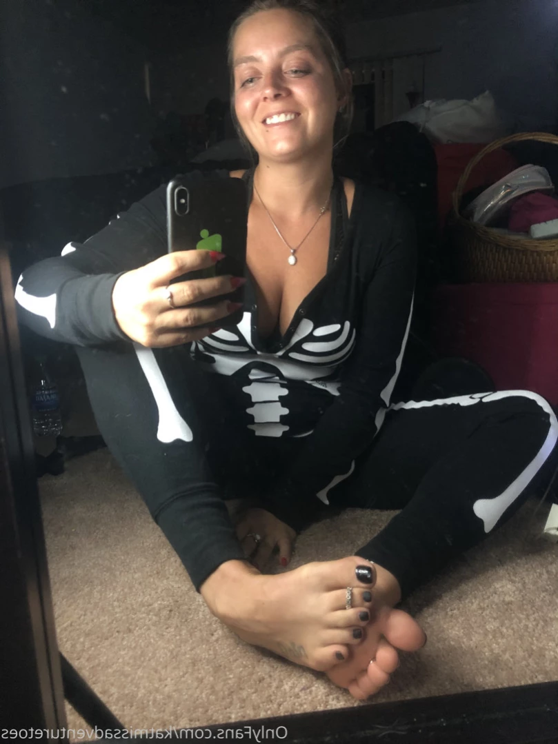 AdventuretoesKat [ missadventuretoeskat ] Onlyfans leaked photo 15174454 on Hotleaks.tv