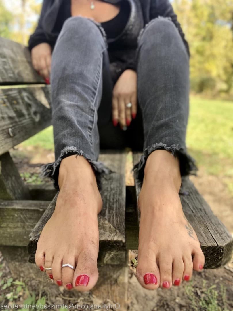 AdventuretoesKat [ missadventuretoeskat ] Onlyfans leaked photo 15954632 on Hotleaks.tv