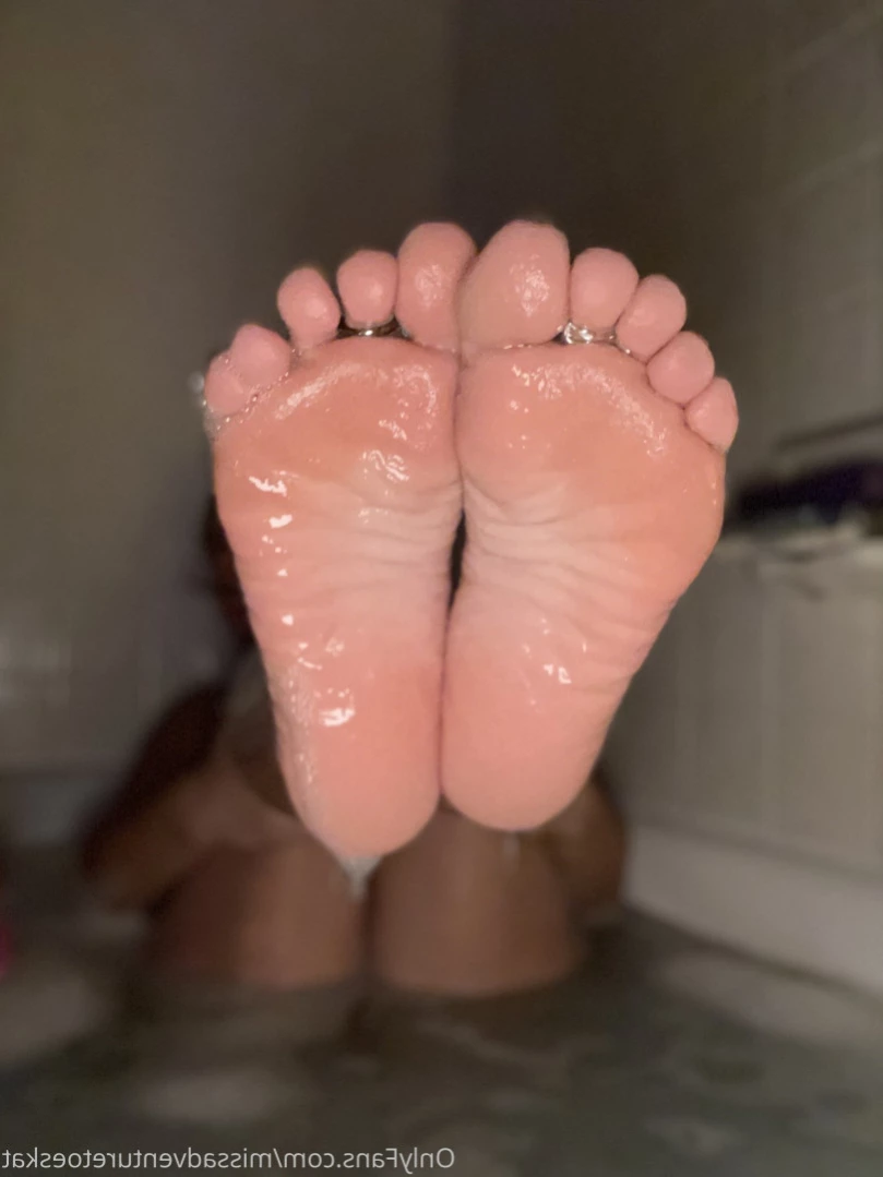 AdventuretoesKat [ missadventuretoeskat ] Onlyfans leaked photo 16293172 on Hotleaks.tv
