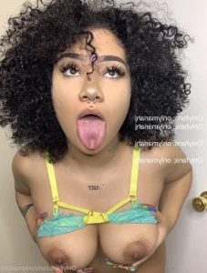 943651
