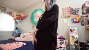 15697883
