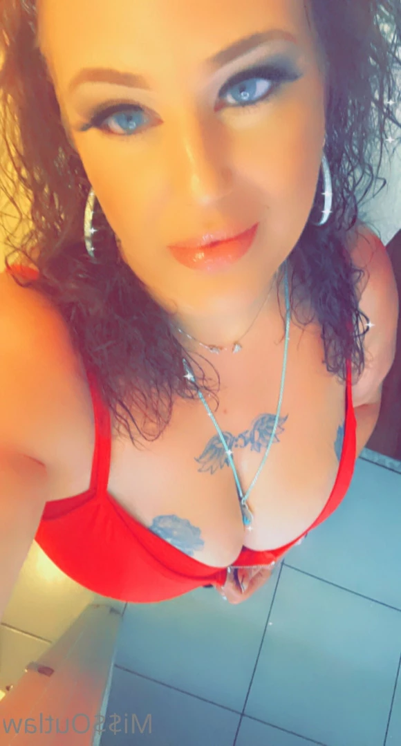 MI$$ OutLaw 💙💦 [ missoutlawakaladyk ] Onlyfans leaked photo 15815051 on Hotleaks.tv