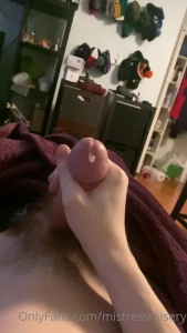 15762101