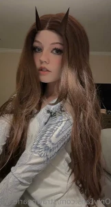 16298043
