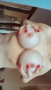 Monique Covet [ moniquecovetxxx ] Onlyfans leaked video 18086445 on Hotleaks.tv