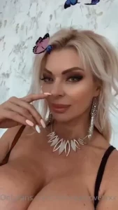 Monique Covet [ moniquecovetxxx ] Onlyfans leaked video 18086479 on Hotleaks.tv