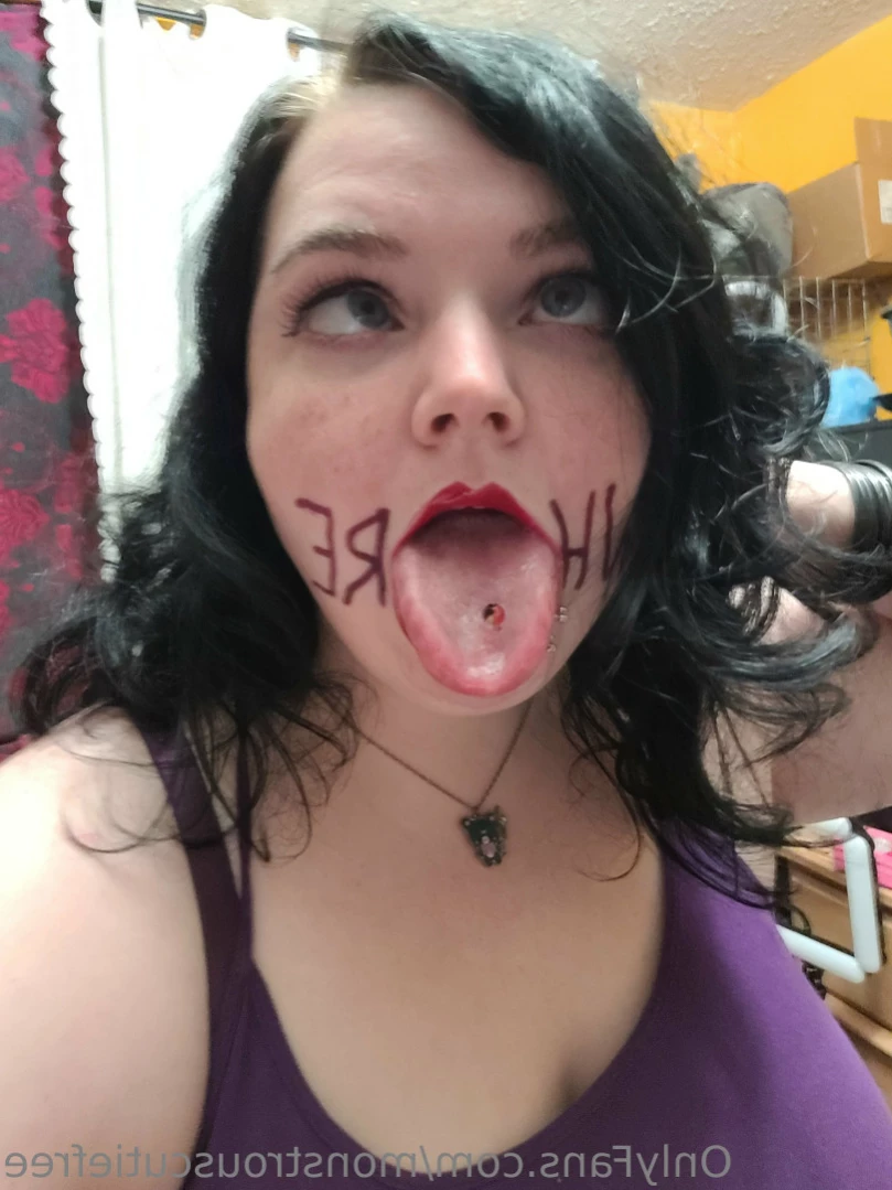 MonstrousCutie's Freebies [ monstrouscutiefree ] Onlyfans leaked photo 10997273 on Hotleaks.tv