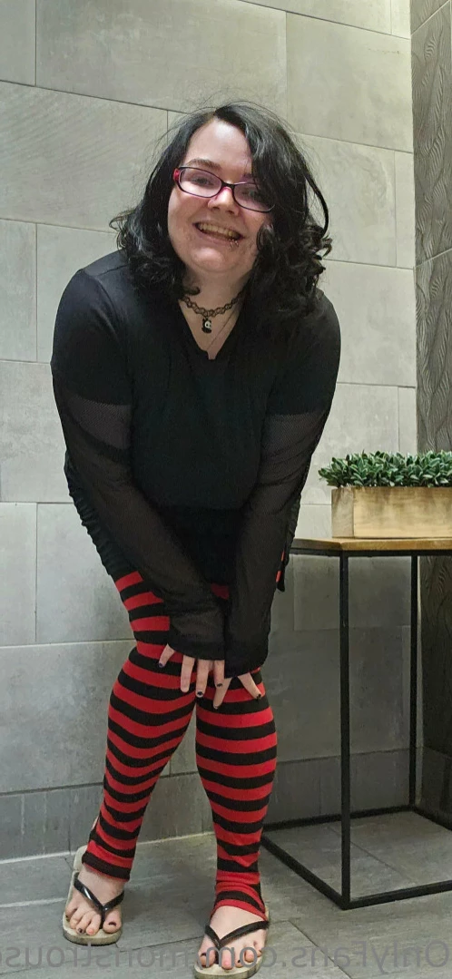 MonstrousCutie's Freebies [ monstrouscutiefree ] Onlyfans leaked photo 11159633 on Hotleaks.tv