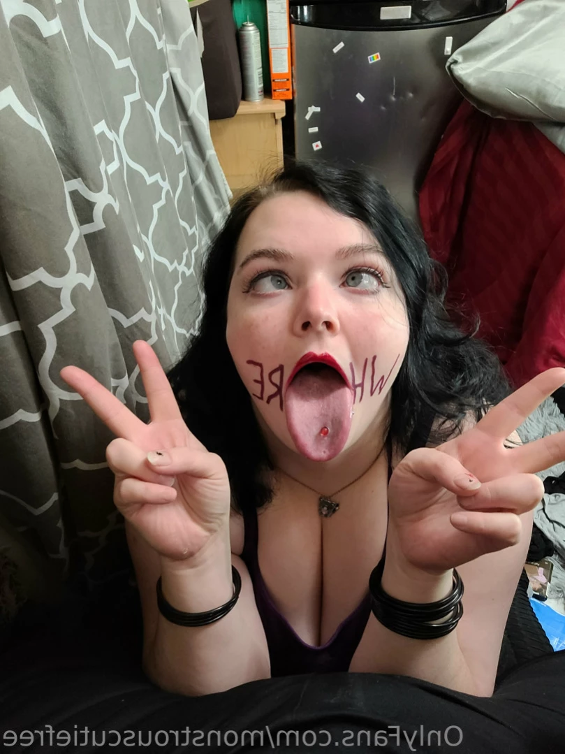 MonstrousCutie's Freebies [ monstrouscutiefree ] Onlyfans leaked photo 11159641 on Hotleaks.tv