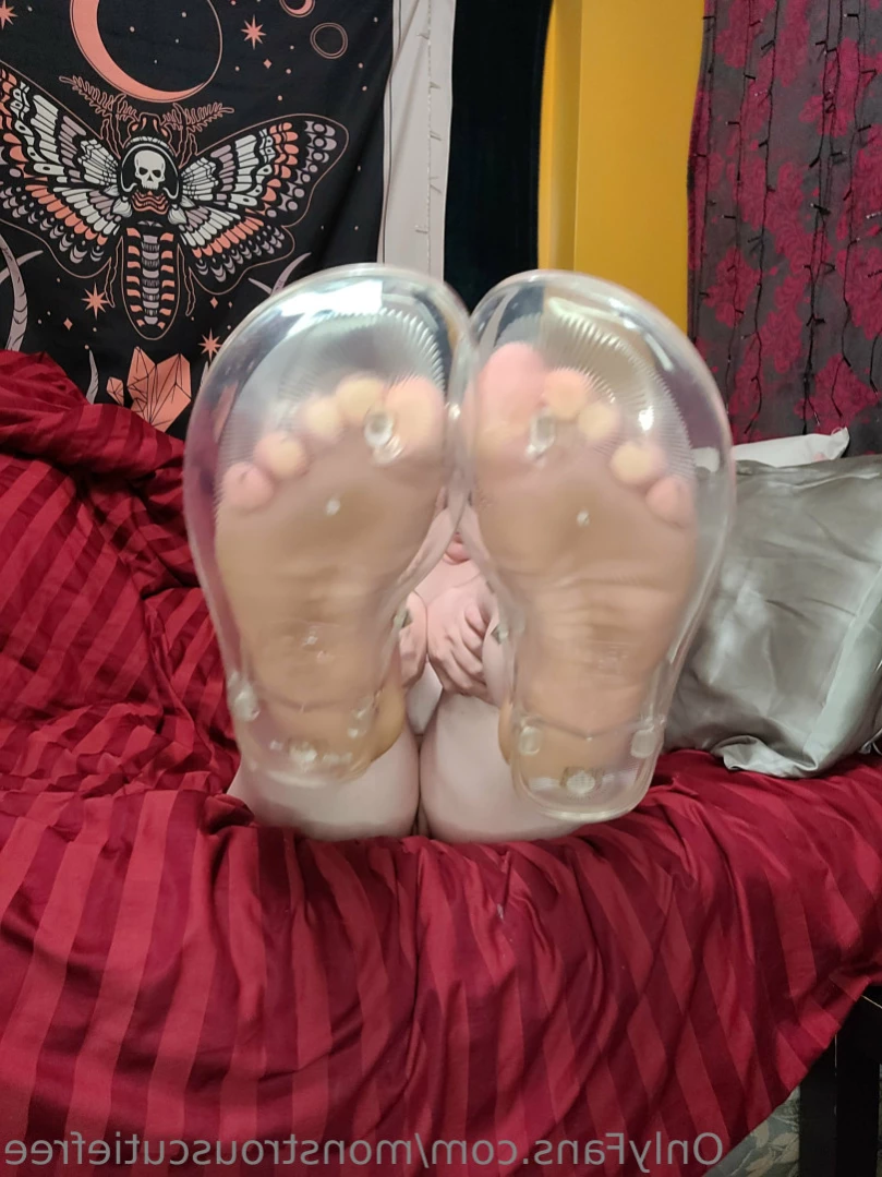 MonstrousCutie's Freebies [ monstrouscutiefree ] Onlyfans leaked photo 13961994 on Hotleaks.tv