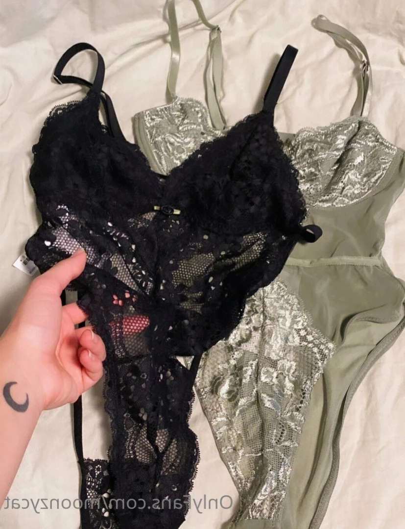 Moonzy [ moonzycat ] Onlyfans leaked photo 14402923 on Hotleaks.tv