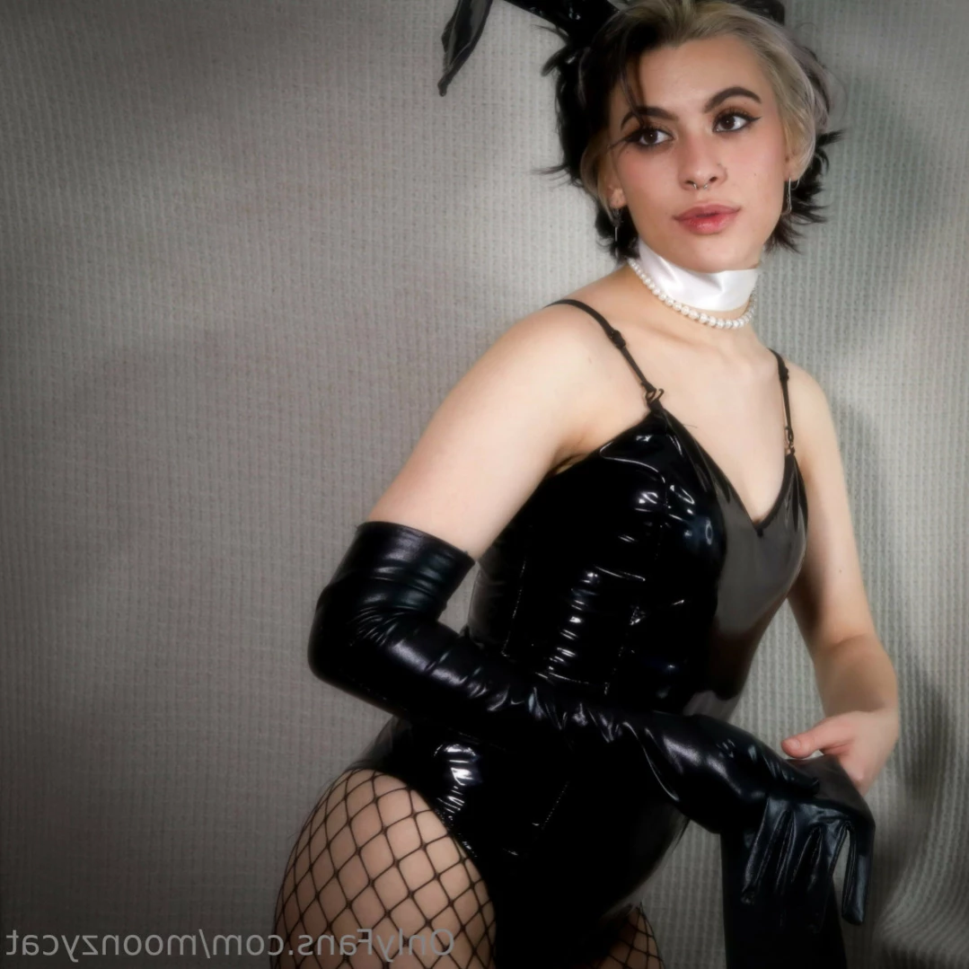 Moonzy [ moonzycat ] Onlyfans leaked photo 16297462 on Hotleaks.tv