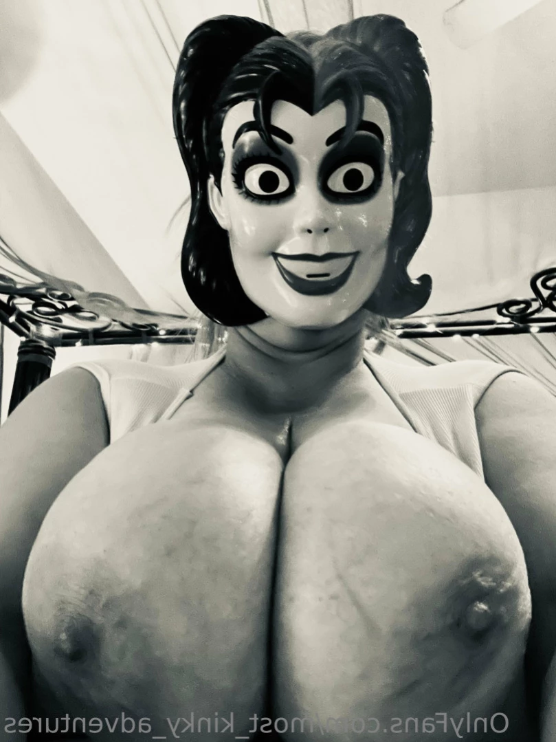Most_Kinky_Adventures🔝3% [ most_kinky_adventures ] Onlyfans leaked photo 11952144 on Hotleaks.tv