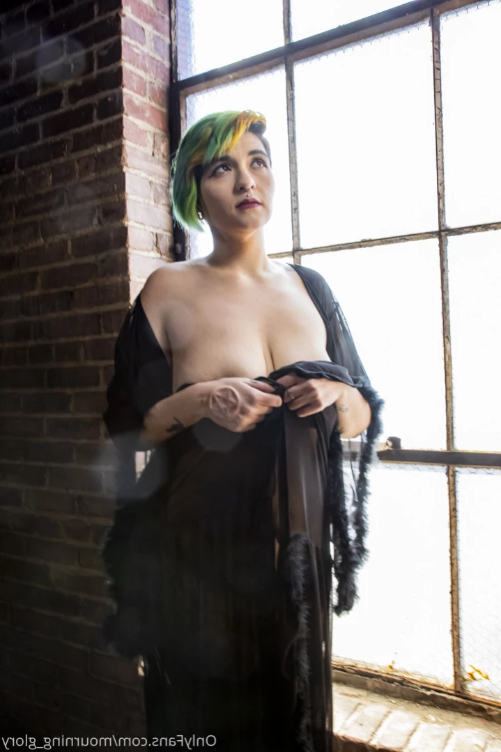 mourning_glory Onlyfans leaked photo 11169377 on Hotleaks.tv