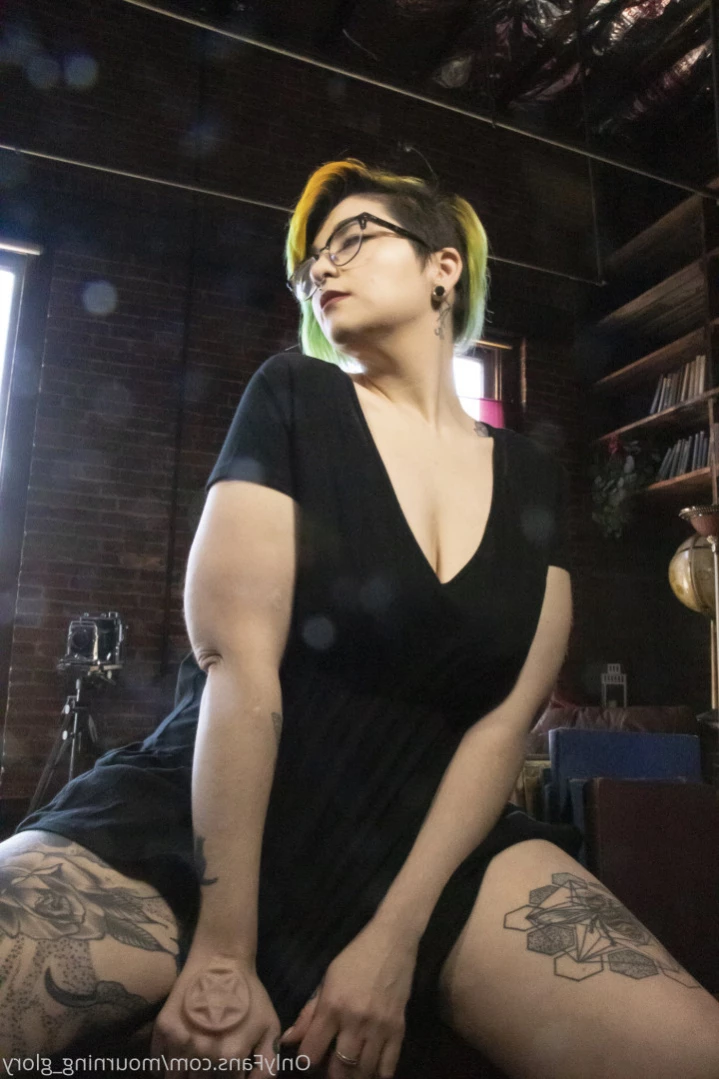mourning_glory Onlyfans leaked photo 14121588 on Hotleaks.tv