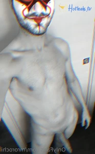 13679976