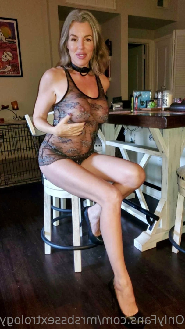 𝙼𝚛𝚜. 𝙱'𝚜 S̥ͦE̥ͦX̥ͦT̥ͦR̥ͦO̥ͦL̥ͦO̥ͦG̥ͦY̥ͦ♋ [ mrsbssextrology ] Onlyfans leaked photo 14560909 on Hotleaks.tv