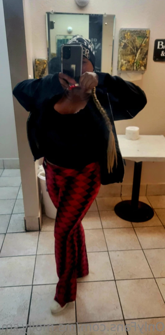 Ms. Molly Small [ ms.molly.small ] Onlyfans leaked photo 12064911 on Hotleaks.tv