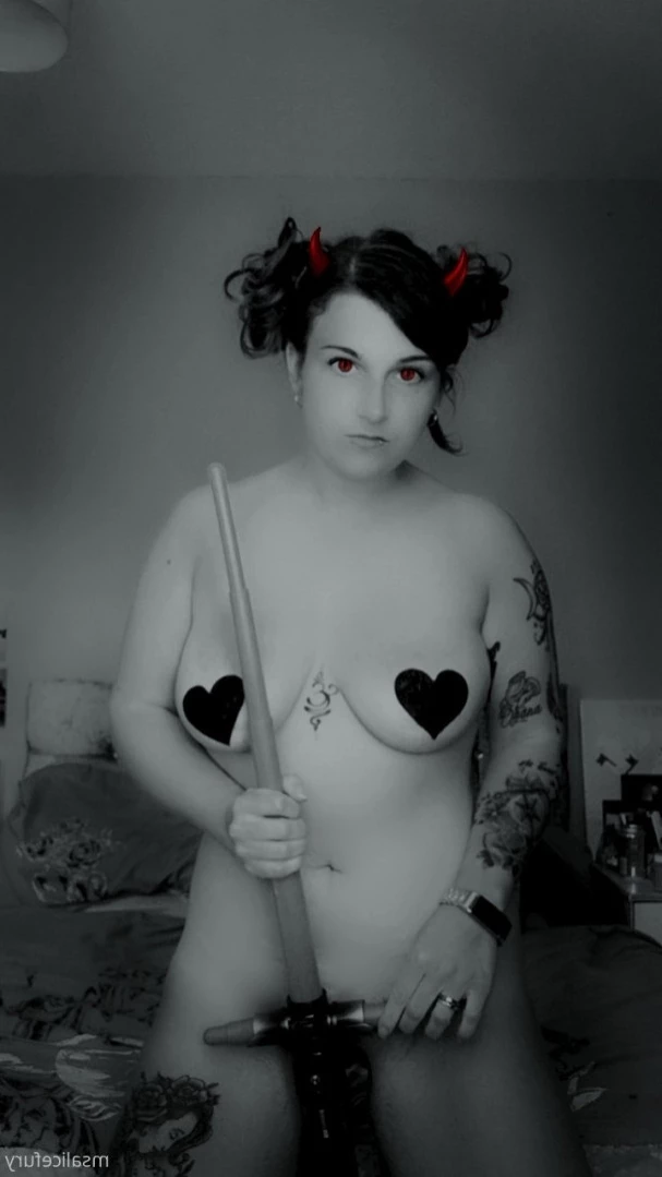 Pregnant Mama Ms Alice Fury VIP [ pregnantmamamsalicefury ] Onlyfans leaked photo 14925797 on Hotleaks.tv