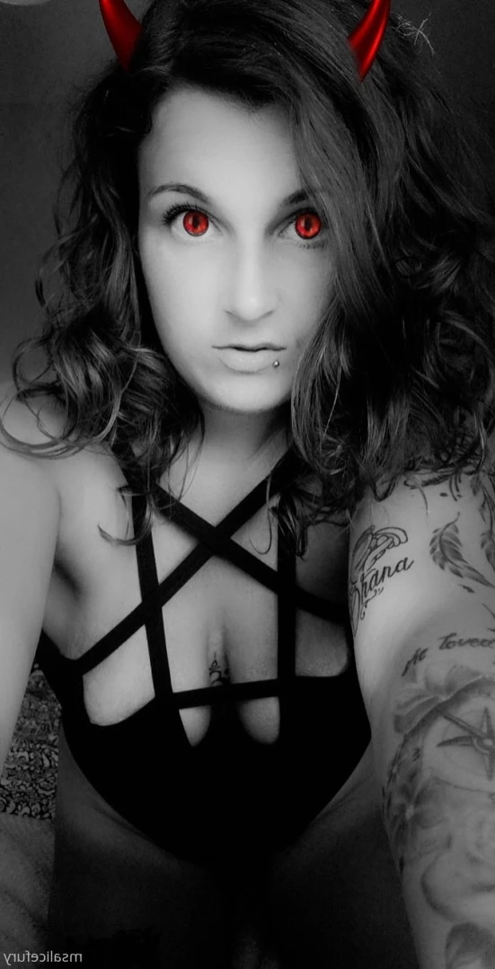 Pregnant Mama Ms Alice Fury VIP [ pregnantmamamsalicefury ] Onlyfans leaked photo 15829442 on Hotleaks.tv