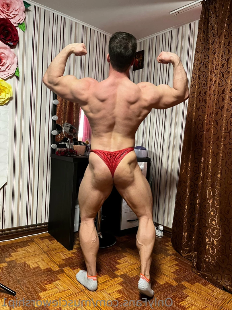 Muscle worship [ muscleworship1 ] Onlyfans leaked photo 13072479 on Hotleaks.tv
