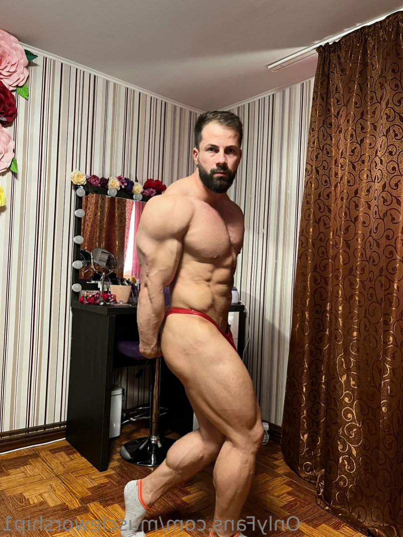 Muscle worship [ muscleworship1 ] Onlyfans leaked photo 13450316 on Hotleaks.tv