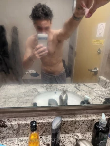 16317913