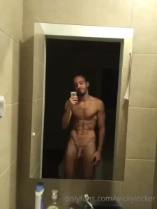 NakedGamer [ nakedgamervip ] Onlyfans leaked video 18085463 on Hotleaks.tv