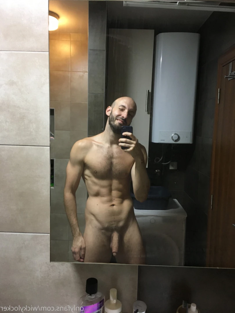 NakedGamer [ nakedgamervip ] Onlyfans leaked photo 11283141 on Hotleaks.tv